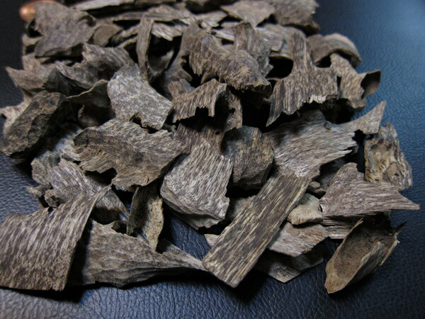 楽天市場】台湾輸出用 ベトナム産高級栽培沈香 5g サンプル 量り売り