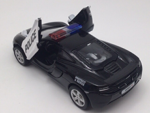 楽天市場】ミニカー 1/36 マクラーレン 650S パトカー仕様 イギリス車
