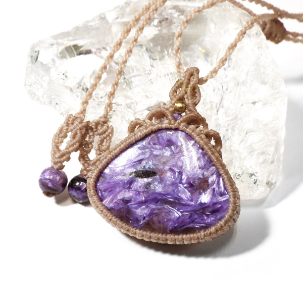 楽天市場】チャロアイト マクラメペンダント 天然石ペンダント