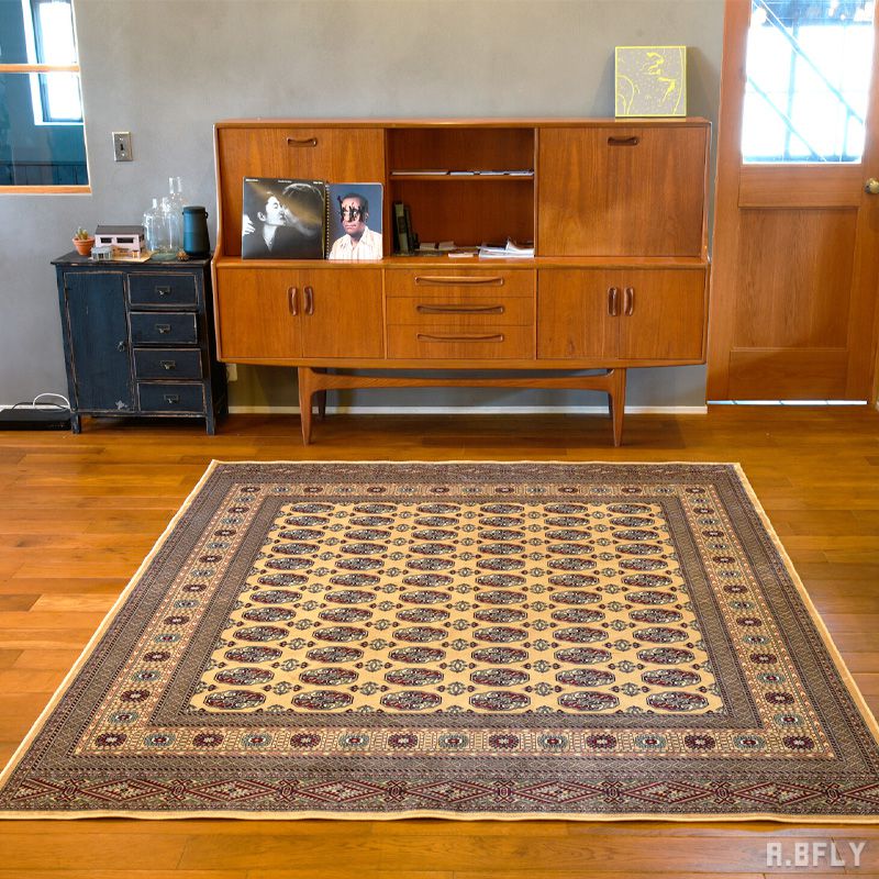 楽天市場】【ベルギー製】ペルシャ絨毯 モケット織 伝統柄 レーヨン100