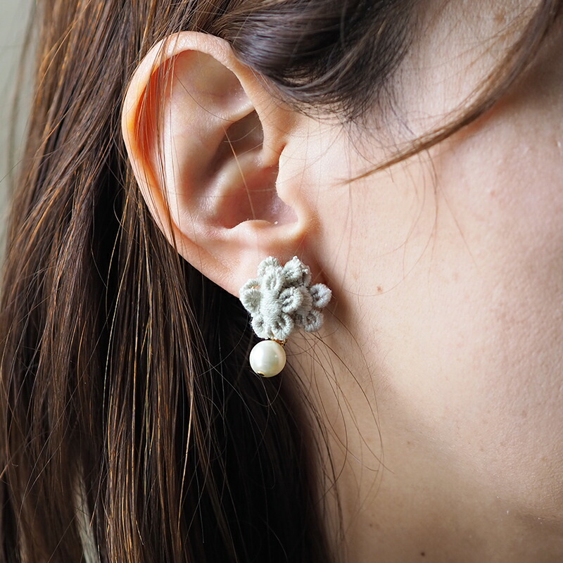 楽天市場】ピアス イヤリング フラワーレース パール BLAZE レディース