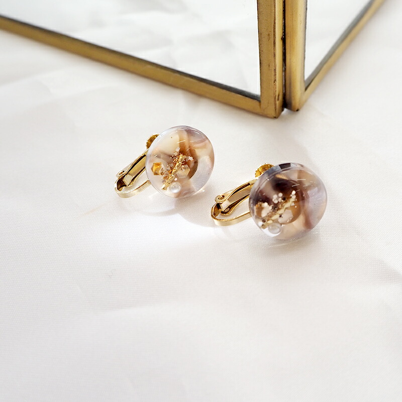 楽天市場】ピアス イヤリング べっ甲 風 ゴールド ライン パール