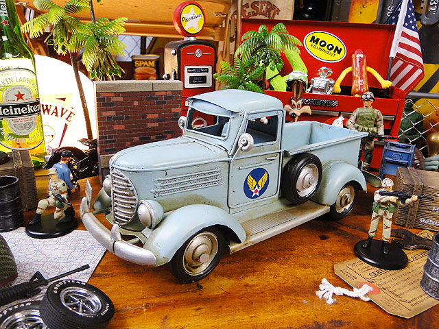 楽天市場】U.S.エアフォーストラック ブリキオブジェ アメリカン雑貨