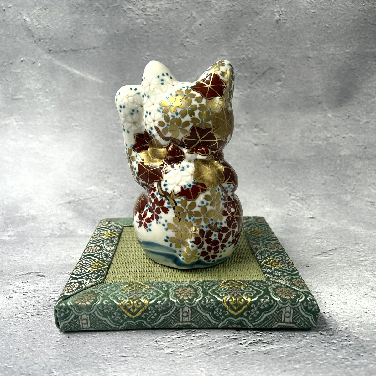 楽天市場】京焼 清水焼 陶あん -招き猫- 白地 雲錦 桜と紅葉 左手 千万