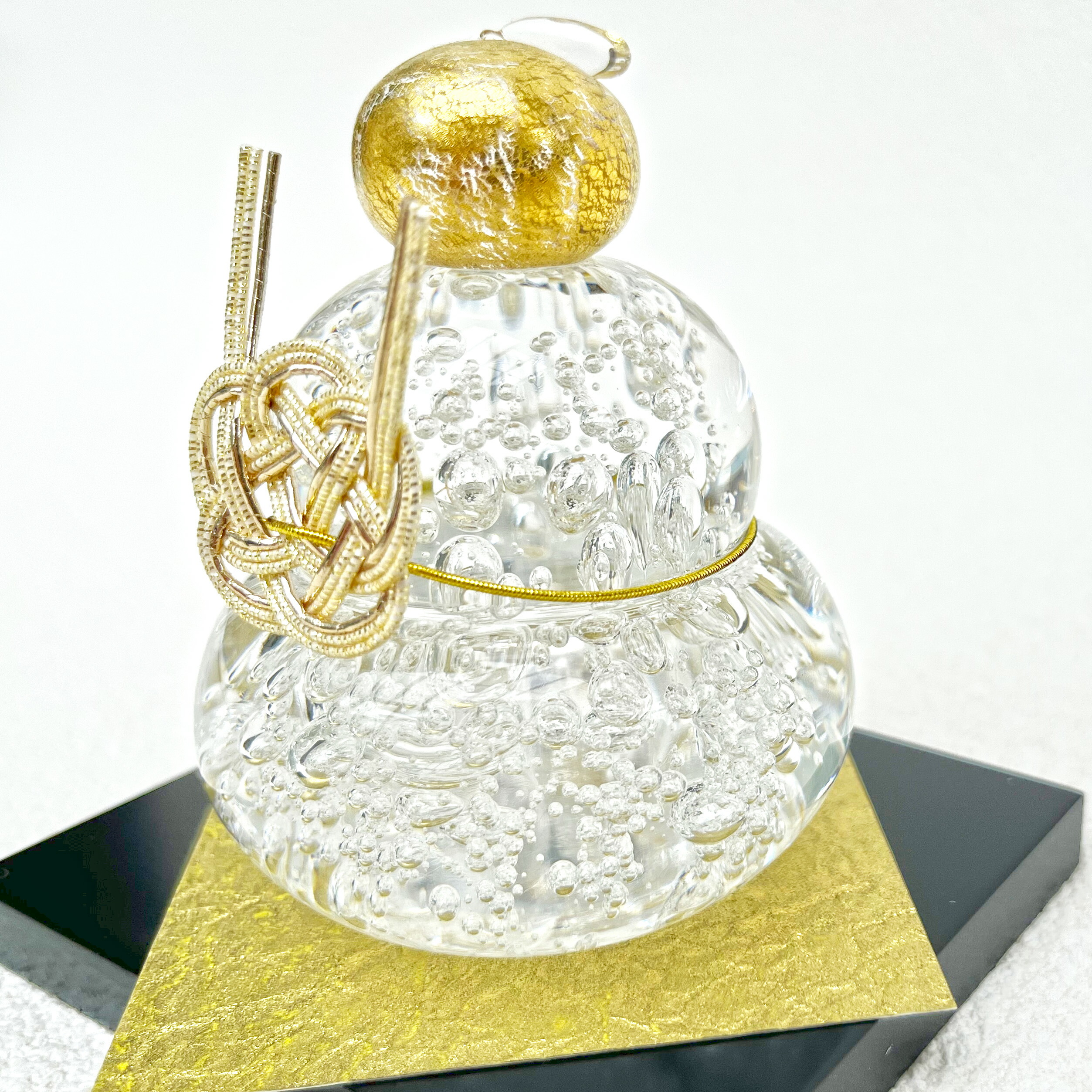 楽天市場】工房 CRAFTHOUSE ガラス製鏡餅 水泡 （小） 無垢 敷板 梅