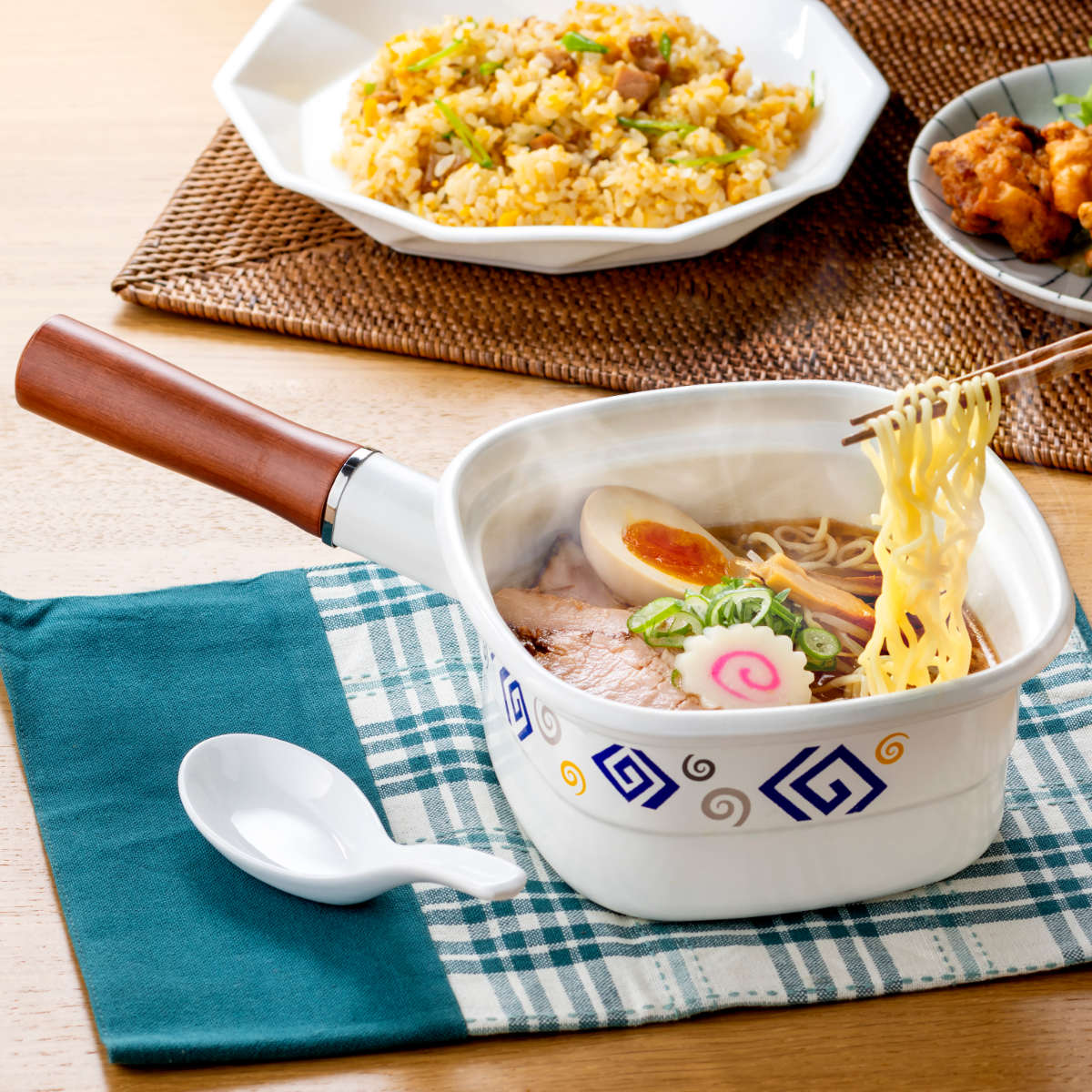 楽天市場】角型片手鍋 14cm IH対応 ホーロー製 四角いお鍋 麺ごこち