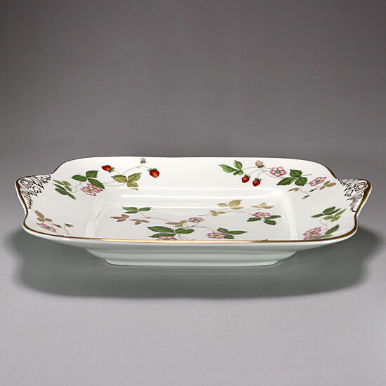 楽天市場】ウェッジウッド Wedgwood 英国製 壺印 ワイルドストロベリー