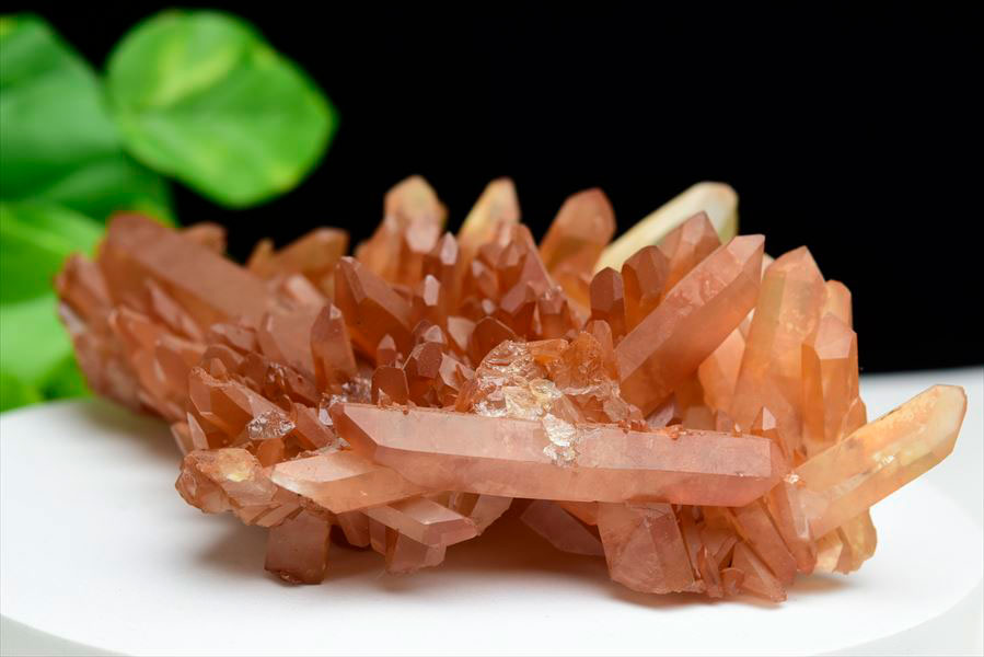 楽天市場】タンジェリンクォーツ 水晶 クラスター 原石 EXグレード