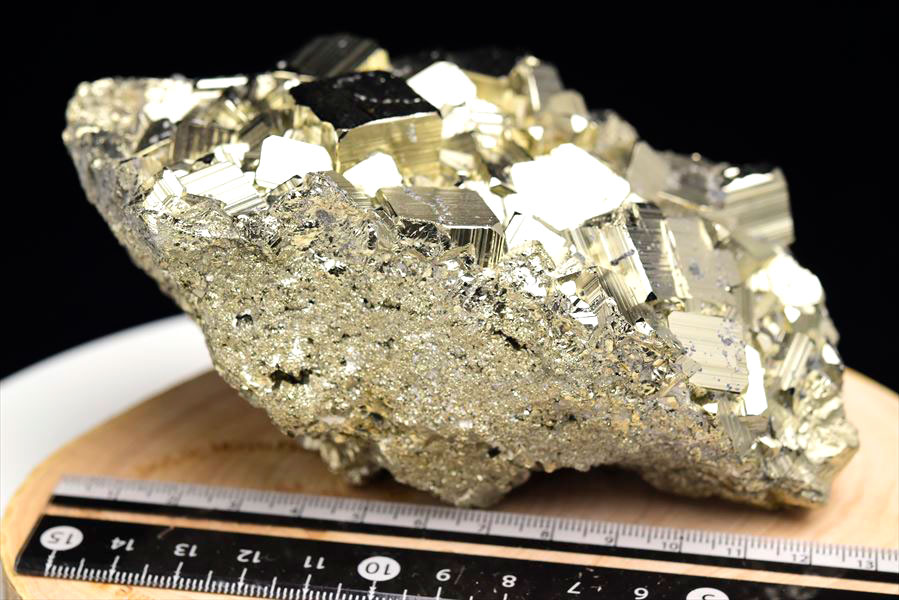 楽天市場】◇CUBO Huanzala◇ パイライト AAAAA 黄鉄鉱 クラスター