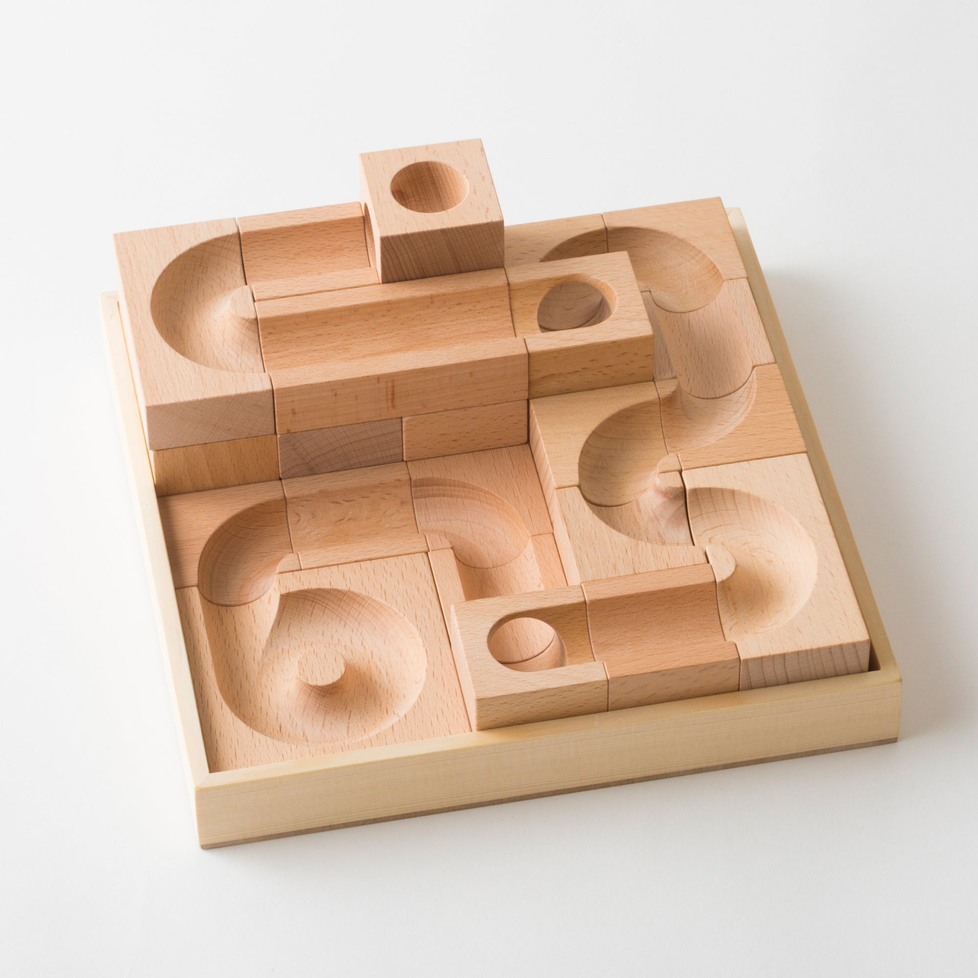 カタログ アトリエニキティキ 「excellent toys from europe No.13