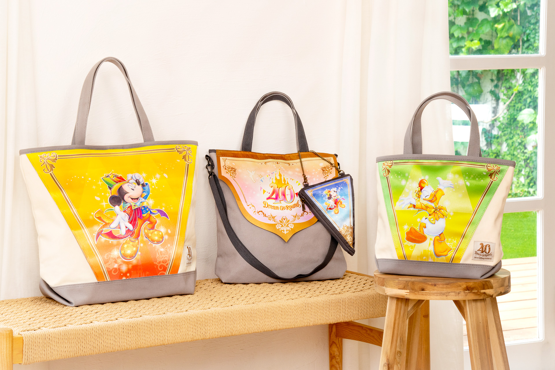 東京ディズニーリゾート、開園40周年のリアル記念バナーがまさかの