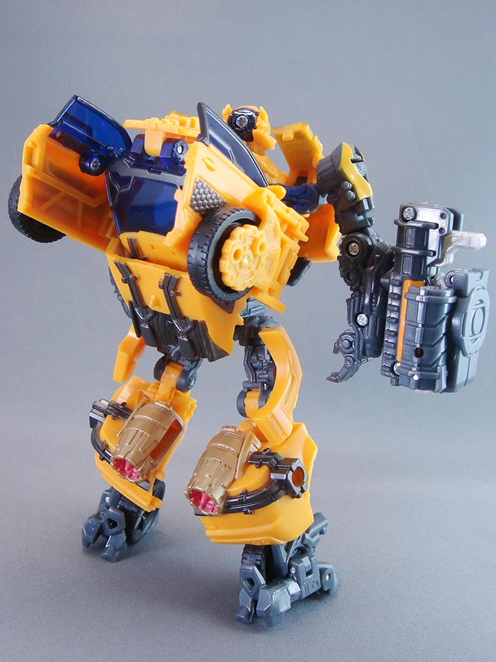 レビュー：TFダークサイドムーン ニトロバンブルビー: 超偏見超変形