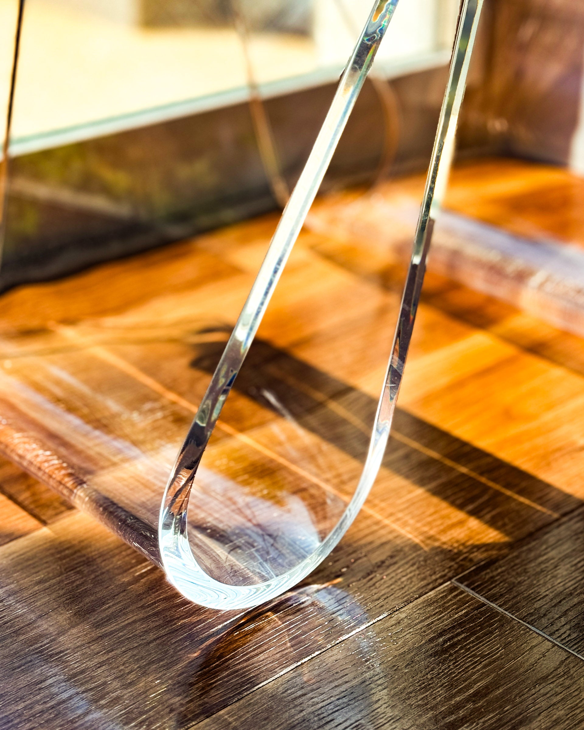 マジノ スツール/マガジンラック – Umbra® / アンブラ 日本公式サイト