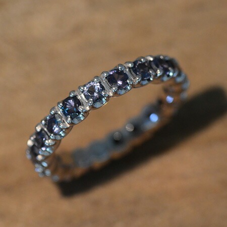 K18 カラーチェンジガーネット フルエタニティリング[商品番号:RG0129