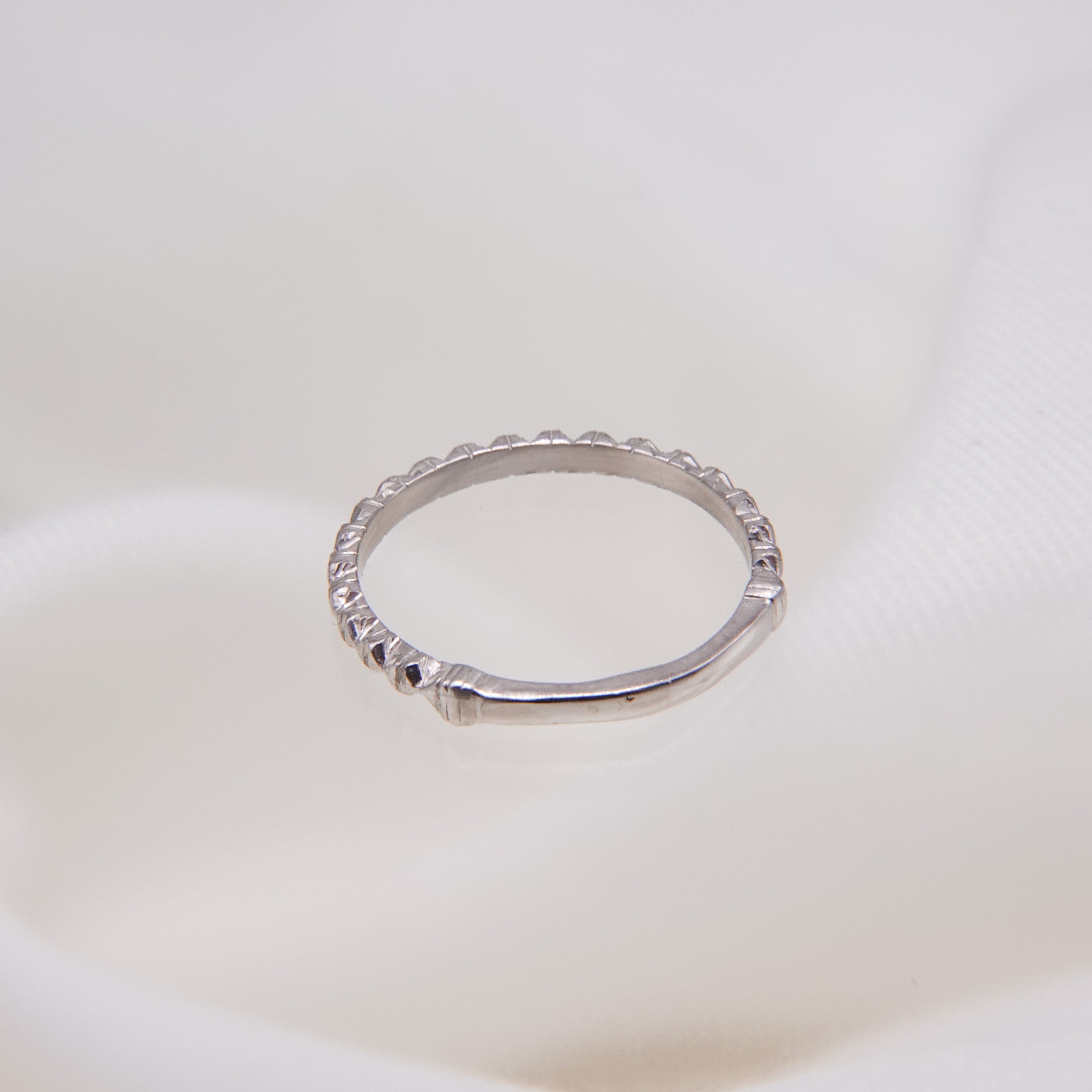 kudana-florentine-engraving-ring-silver – unigem