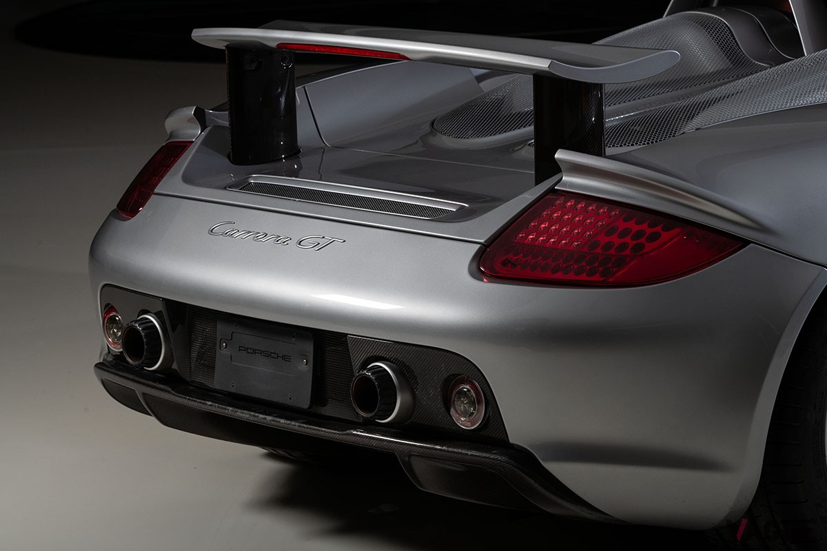 もう2度と作れない!? 2004年式ポルシェ「カレラGT」がオークションに