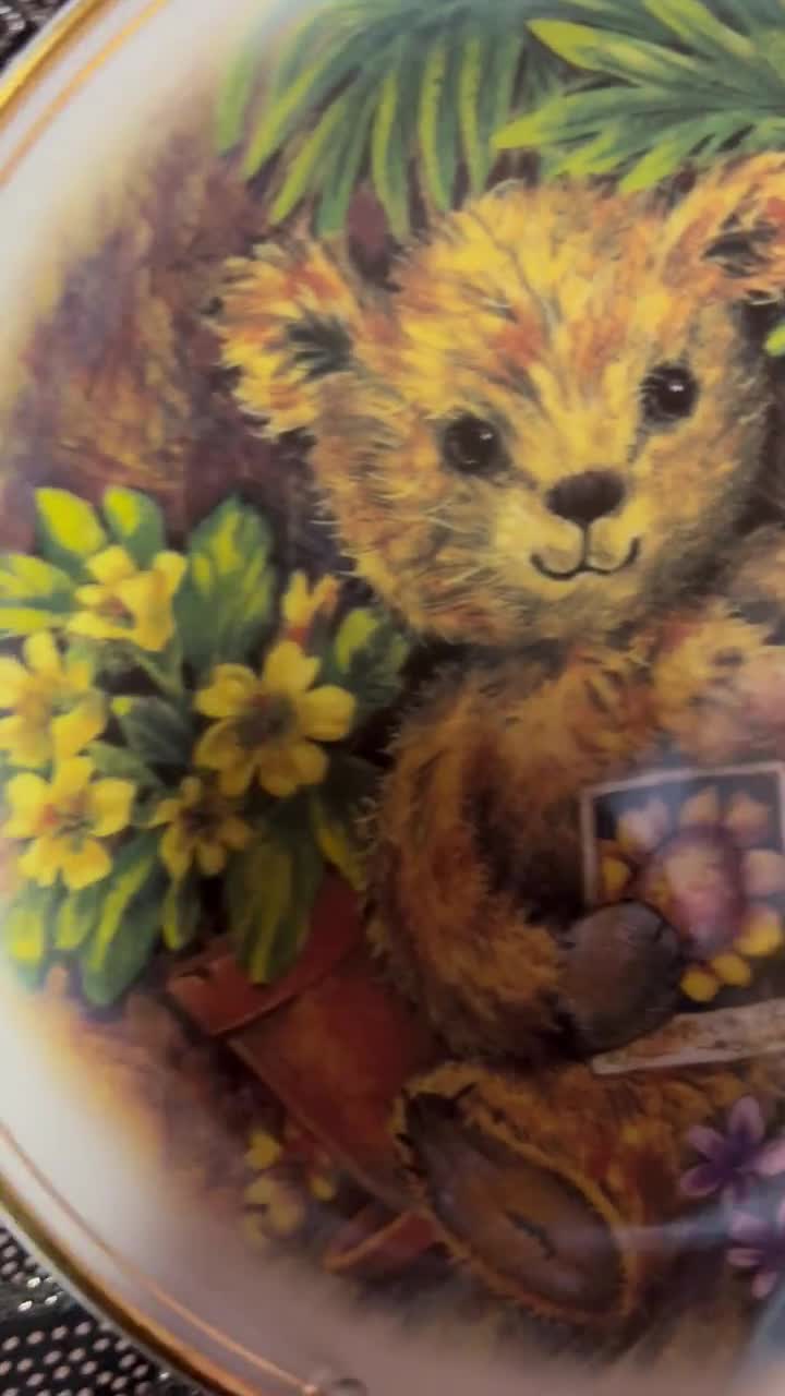Teddy Bear Plate: Gold Gilt Rim, Fine Bone China, Edwardian Decor
