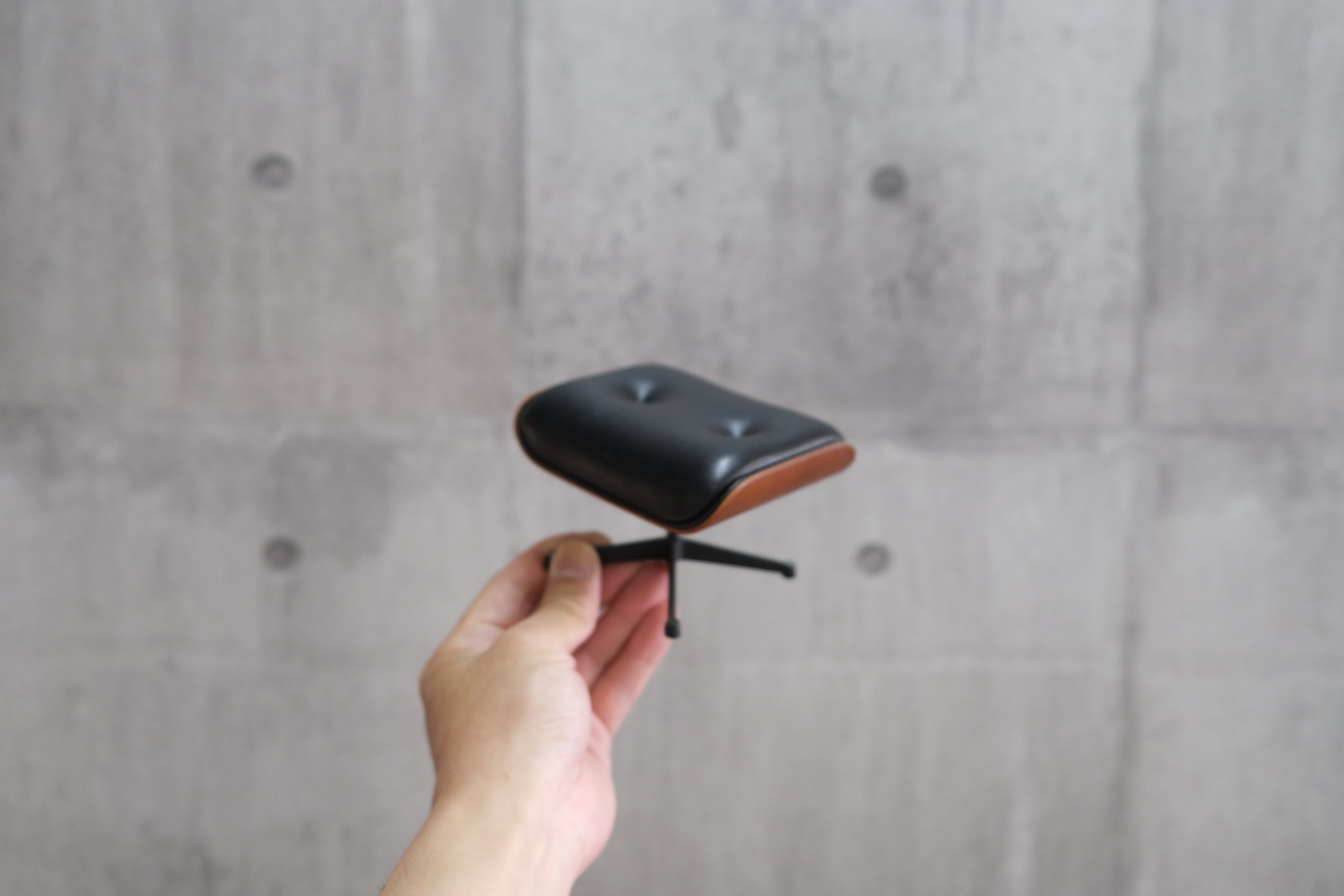 1/6スケール｜イームズ ラウンジチェア＆オットマン ミニチュア（Vitra