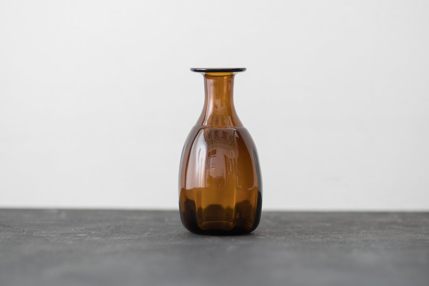 再生ガラス 一輪挿し アンバー｜ガラス工房 橙