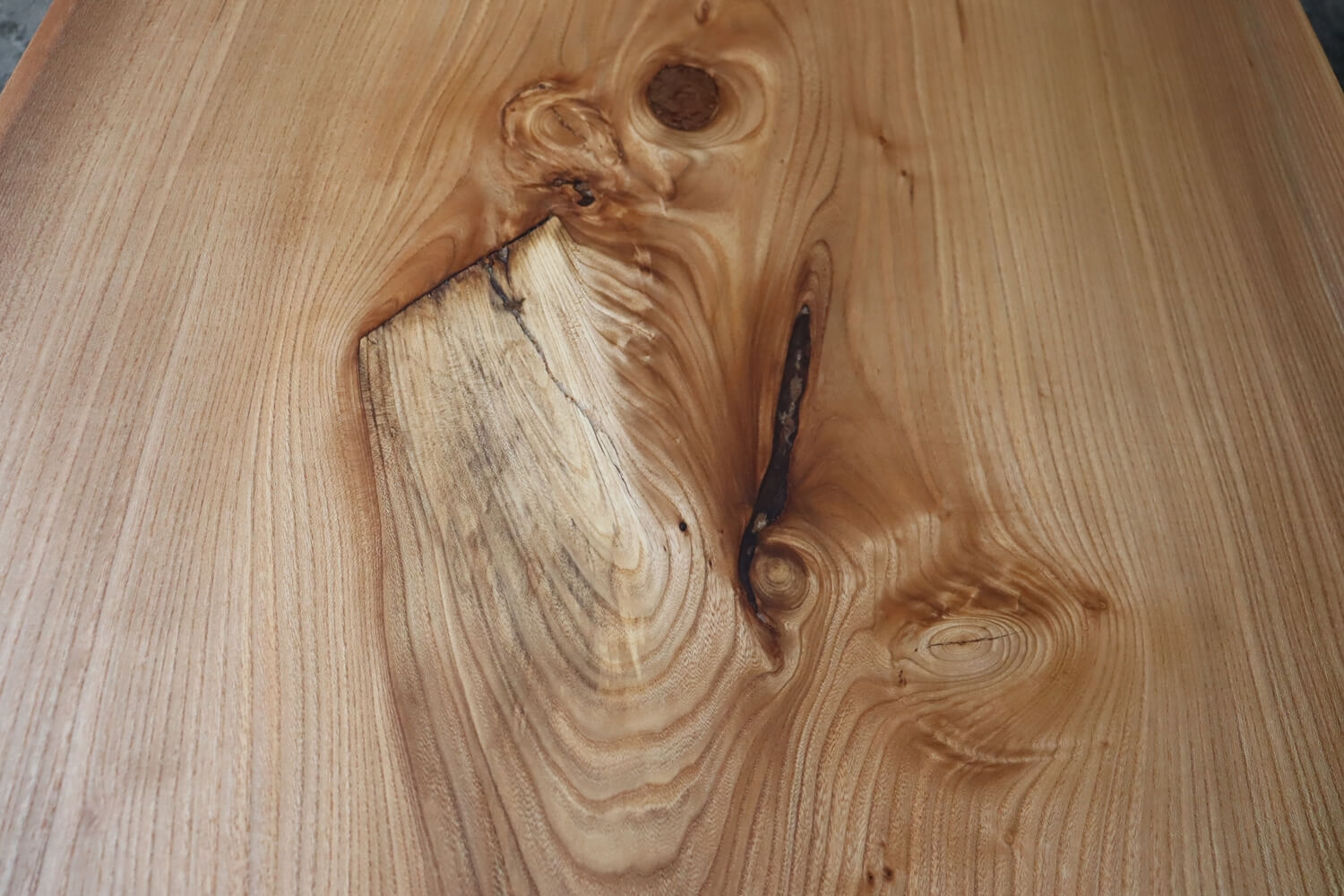 一枚板 楡 1500 MS-7448 - 一枚板テーブル制作の手作り家具工房すぎむら
