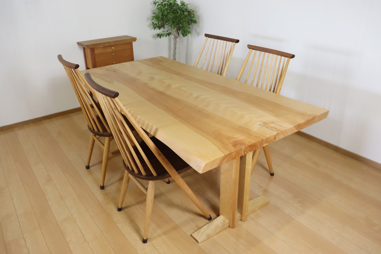 ブックマッチ天板 ダイニングテーブル カバ桜 1800 MS-7177 - 一枚板