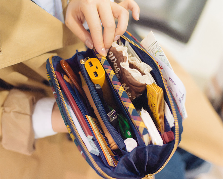 ブラック ［ひきだしポーチ・姉］ - ひきだしポーチラインナップ