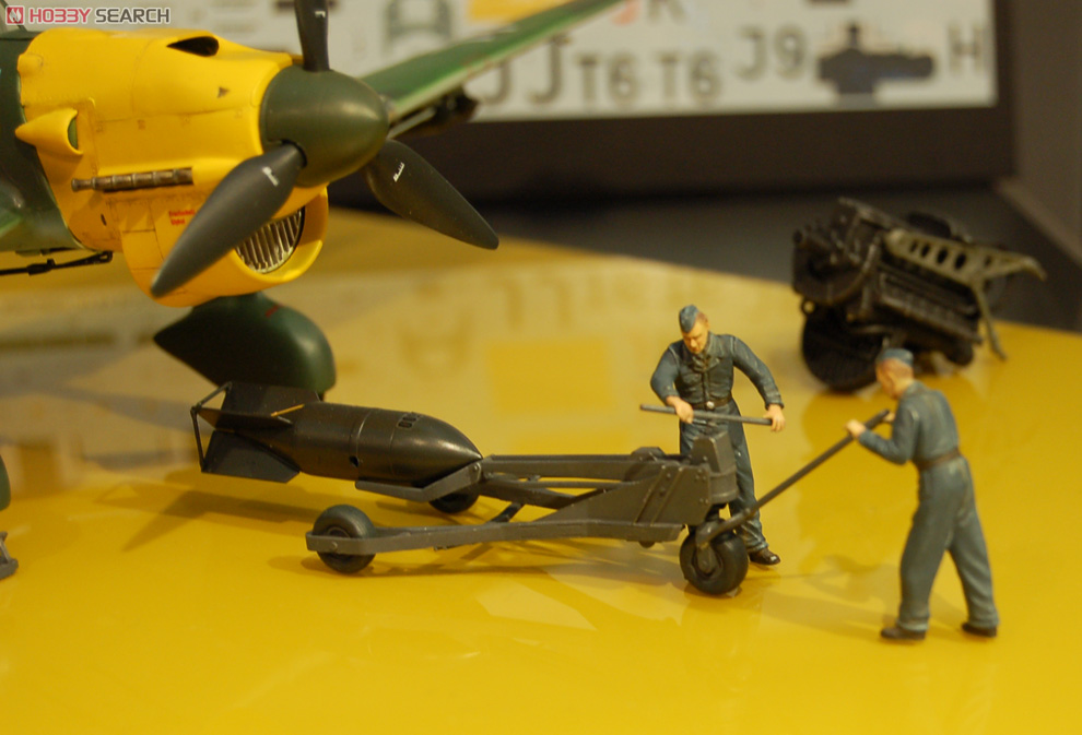 ユンカース Ju87B-2 スツーカ 爆弾搭載セット (プラモデル) - ホビー