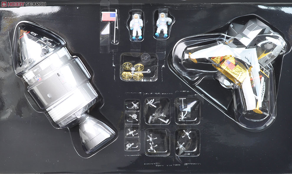 NASA アポロ11号 CSM(司令船/機械船) & 月着陸船 w/月面ベース (完成品