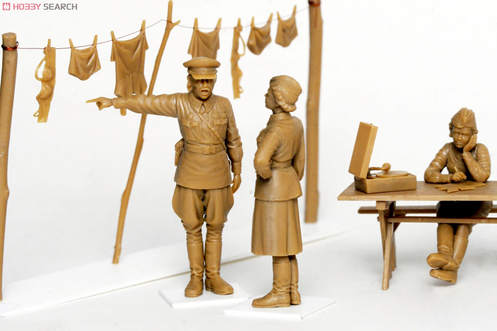 ソビエト女性兵士 休息セット (1939-42) (プラモデル) - ホビーサーチ