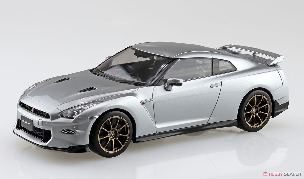 ニッサン R35 NISSAN GT-R 2024 (アルティメイトメタルシルバー