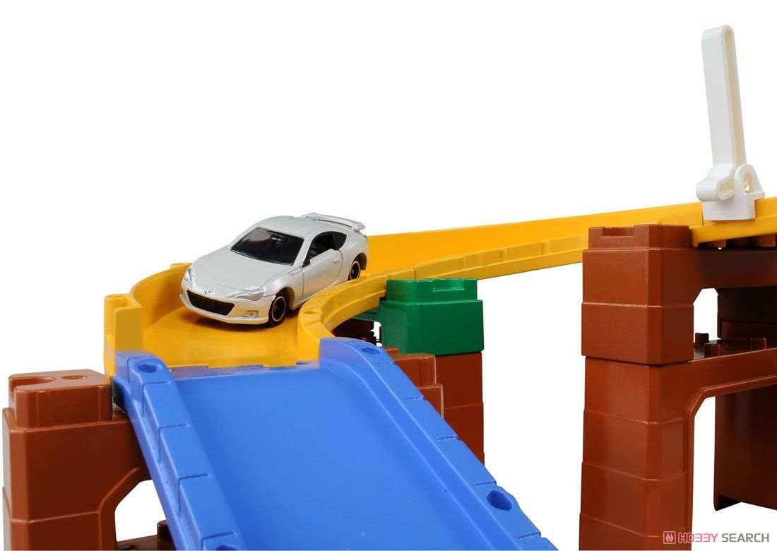 トミカシステム 3WAYジャンプどうろセット (トミカ) - ホビーサーチ