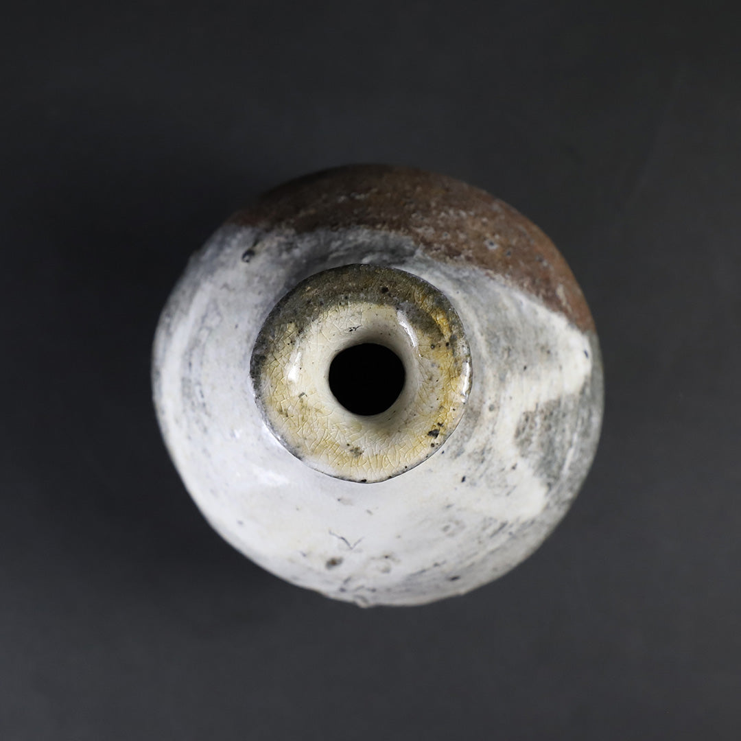 丸田宗彦 作 粉引唐津徳利– ギャラリー一番館オンラインショップ