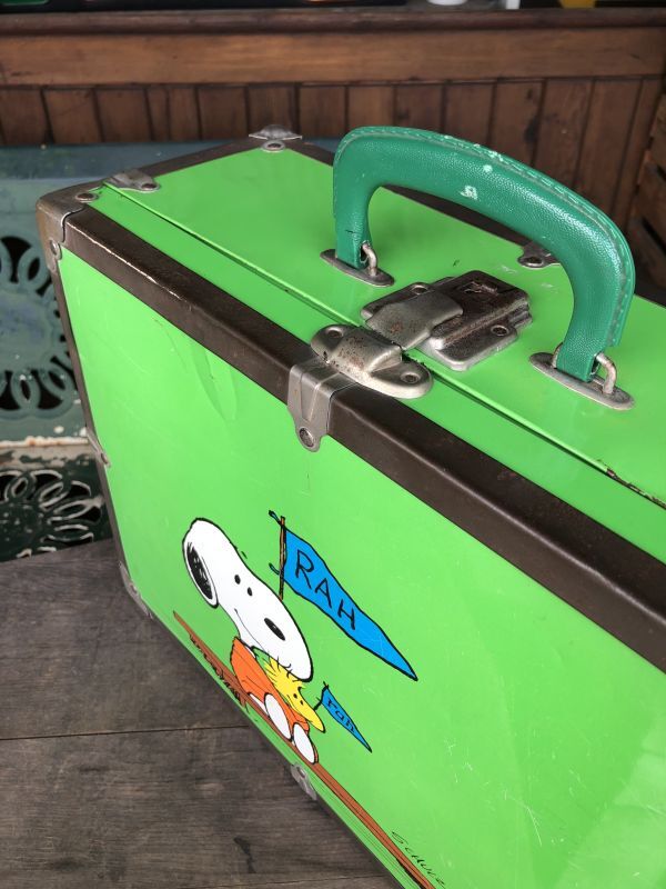 60s Vintage Snoopy Peanuts Gang Metal Trunk Suitcase (M635