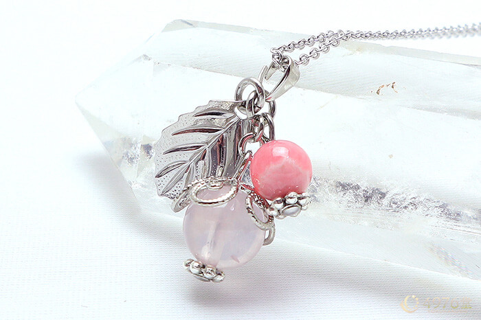 ローズクォーツ・インカローズ ネックレス 木の実 ｜ 天然石通販の4976堂