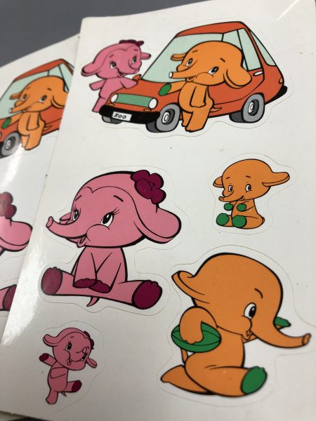 サトちゃんサトコちゃん Wセンター レトロなステッカー 昭和レトロ物