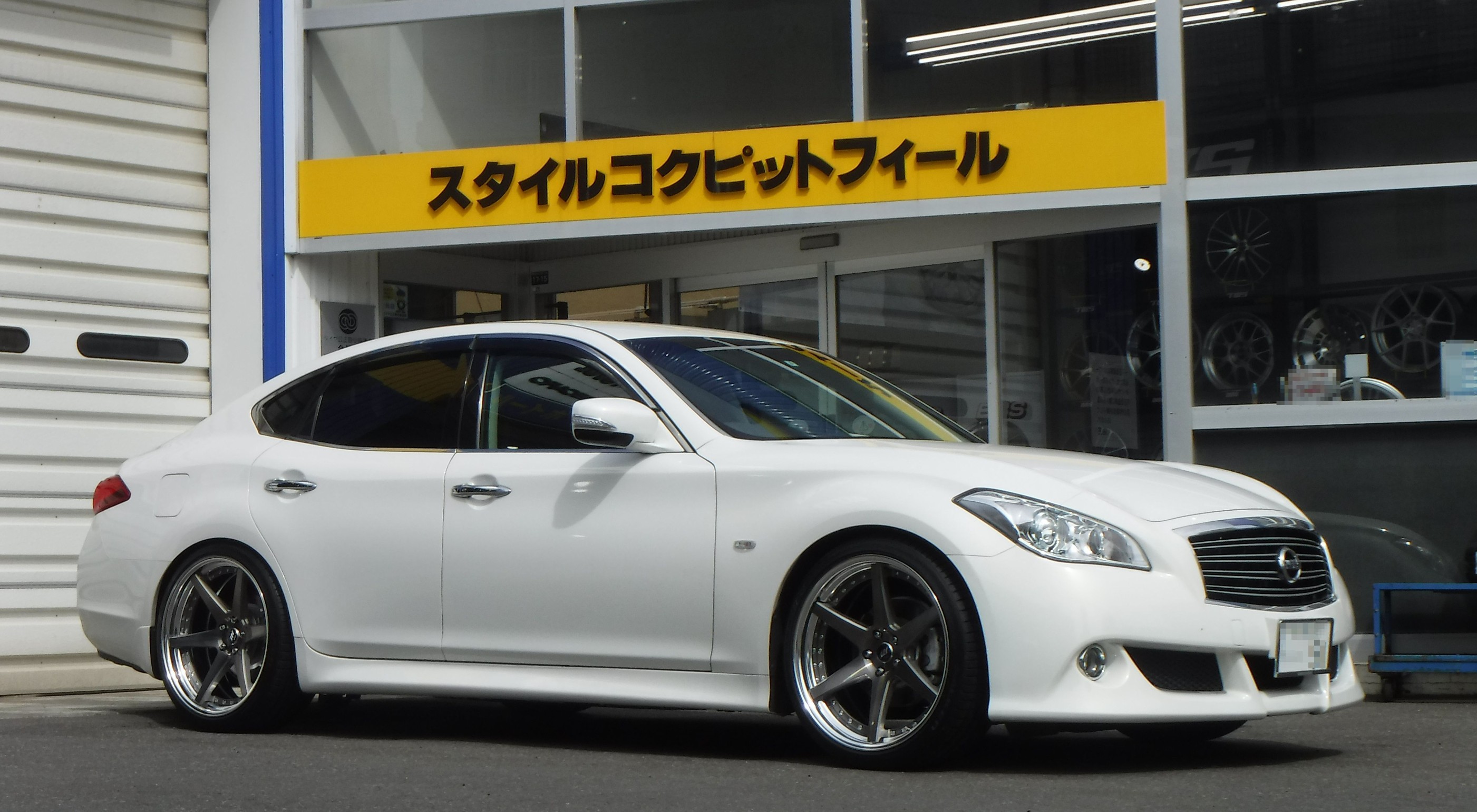 日産 KNY51 FUGA 370GT の足回り“一括お造り”作業 ／ WORK ZEAST ST1