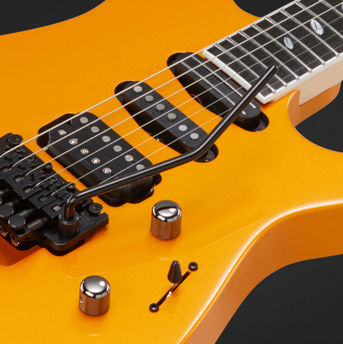 Dellinger EF/MF – Caparison Guitars