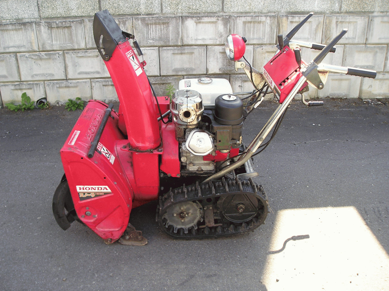 除雪機 ホンダ 8馬力除雪機 HS－80 バッテリー新品交換済み 整備
