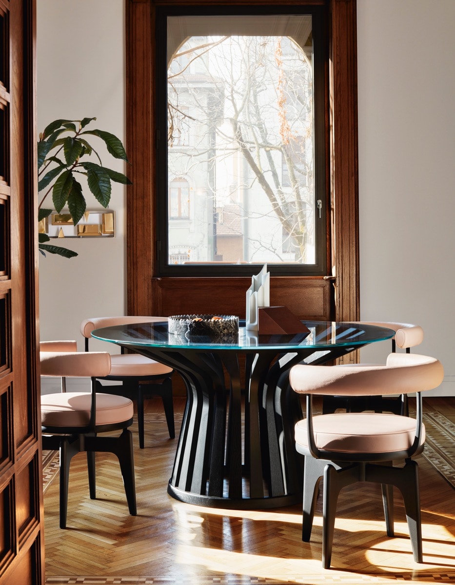 528 INDOCHINE（インドシンヌ スウィベルチェア） Cassina