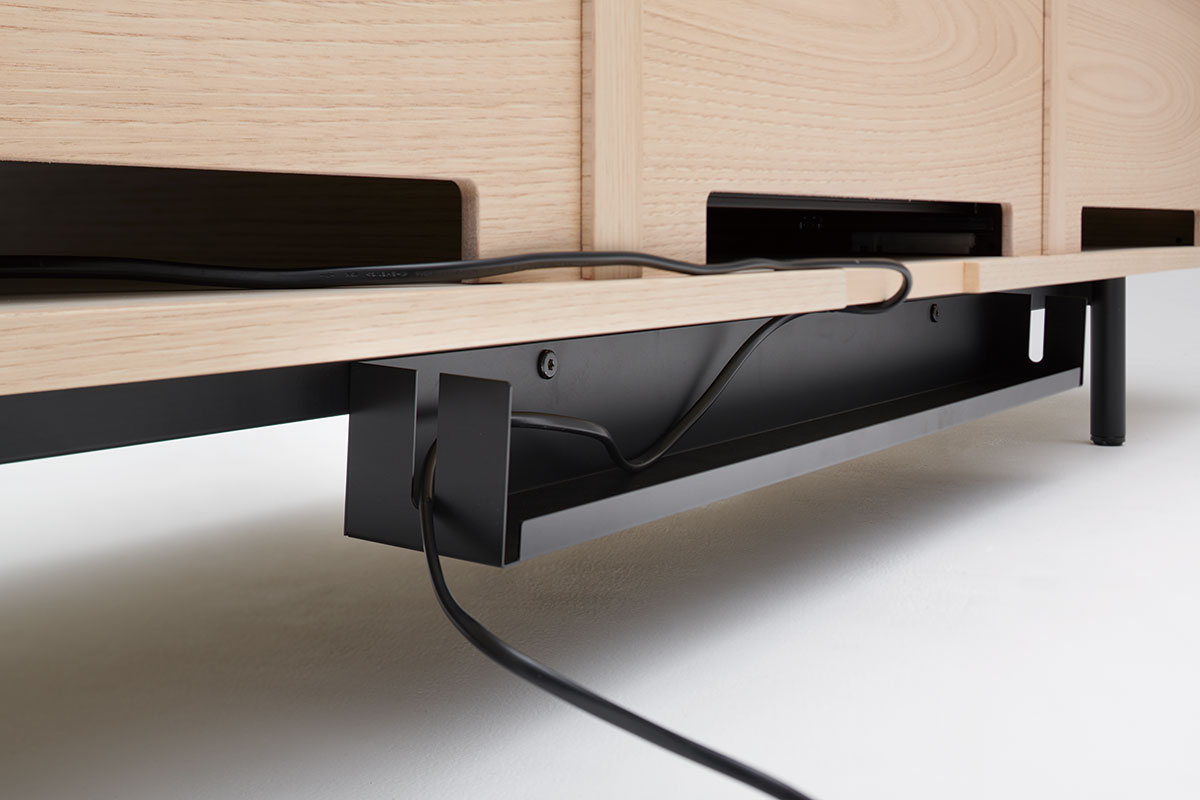 IXC(イクスシー）BREATHブレス シアターボード|カッシーナ・イクスシー