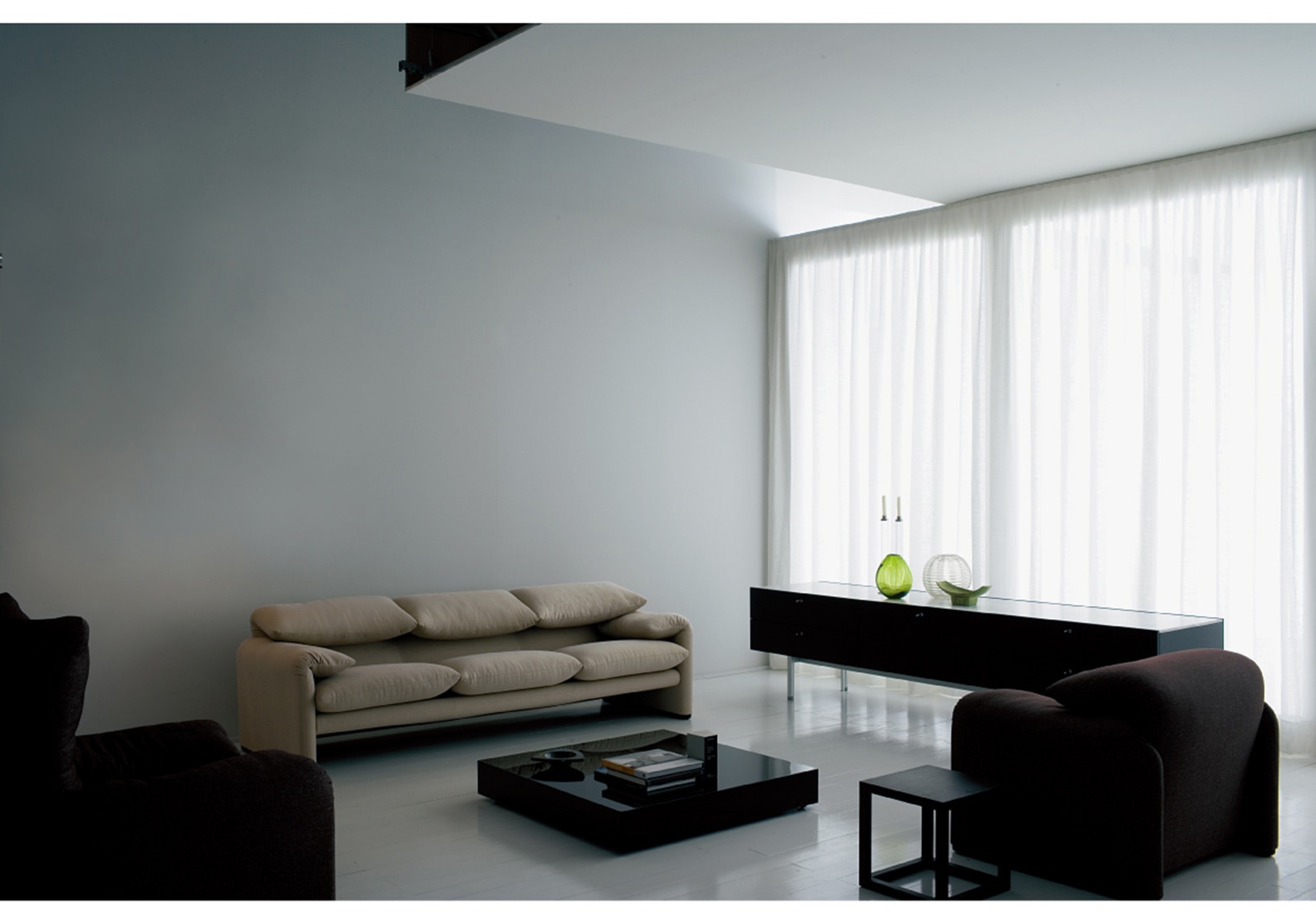 Cassina（カッシーナ）675-3P MARALUNGAマラルンガソファ 3人掛