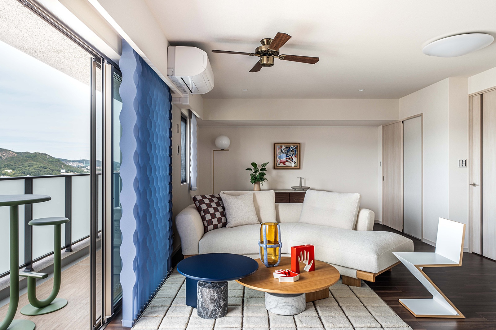 S様邸 色彩の家- 納品事例 | カッシーナ・イクスシー