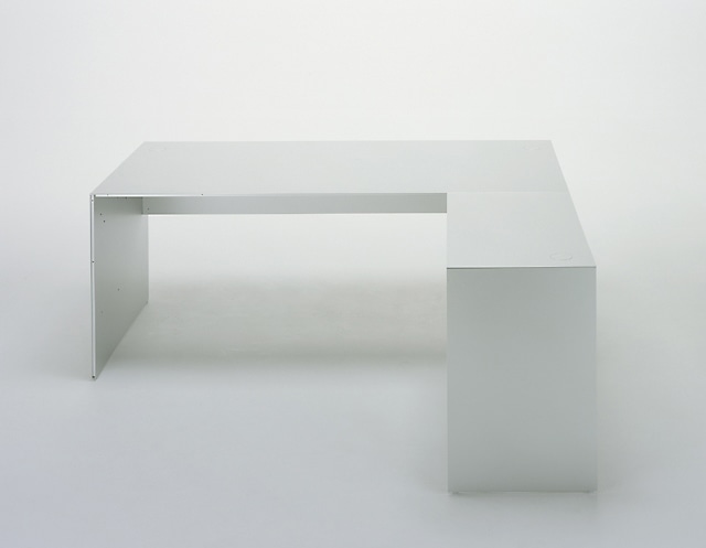 IXC(イクスシー）AIR FRAME 3009 EXECUTIVE DESK|カッシーナ