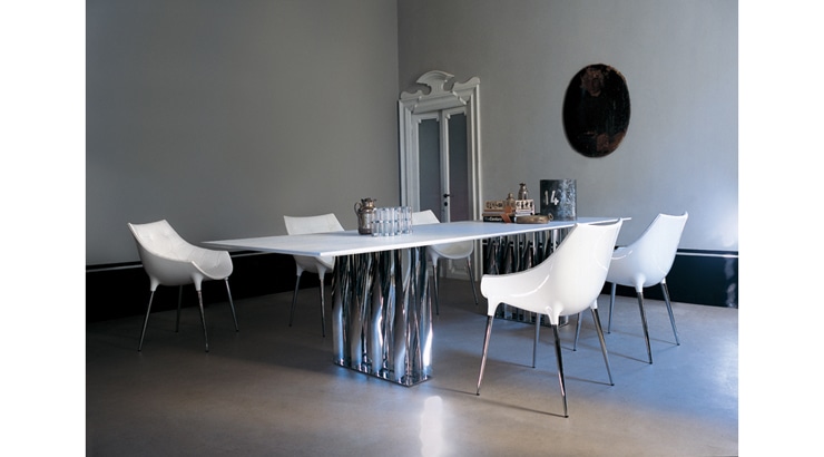 246 PASSION（パシオン アームチェア） Cassina | カッシーナ・イクスシー