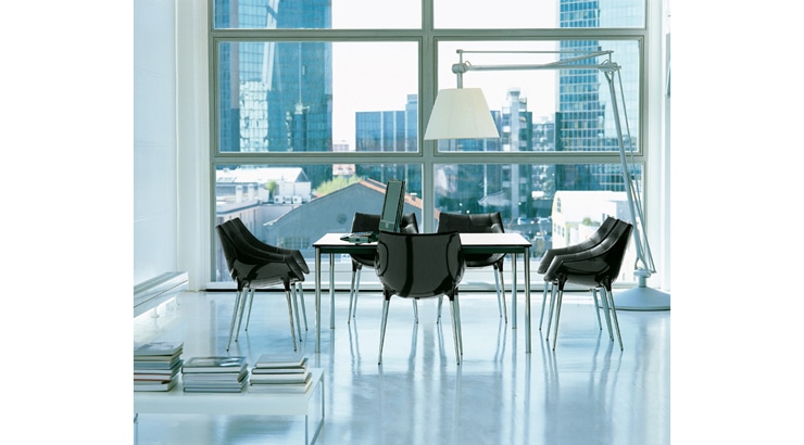 246 PASSION（パシオン アームチェア） Cassina | カッシーナ・イクスシー