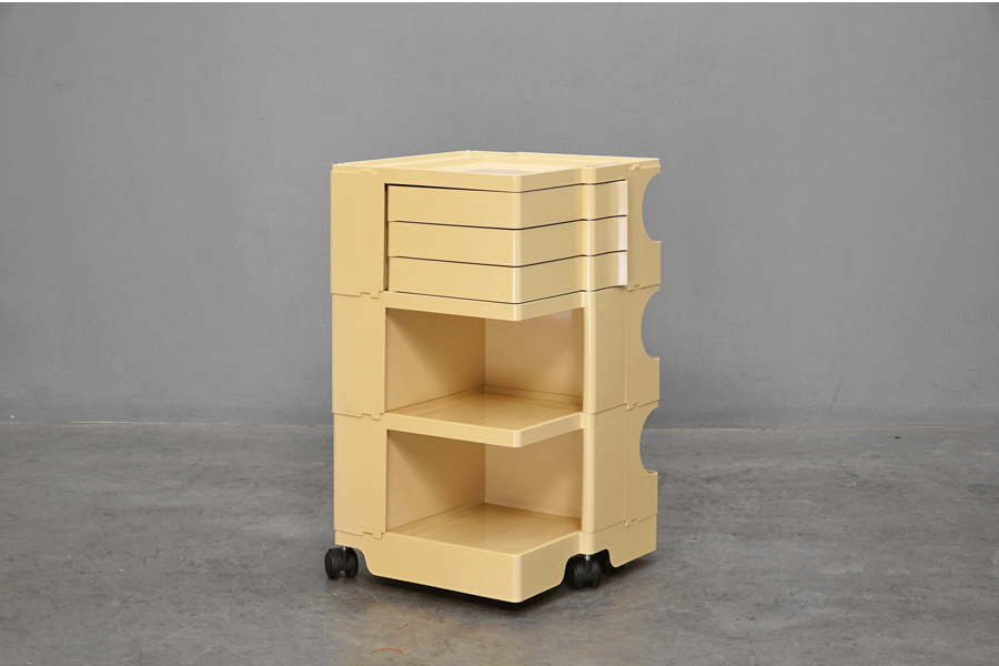 ボビーワゴン 高価買取-アドア東京-渋谷区 B-Line(ビーライン) 3段3