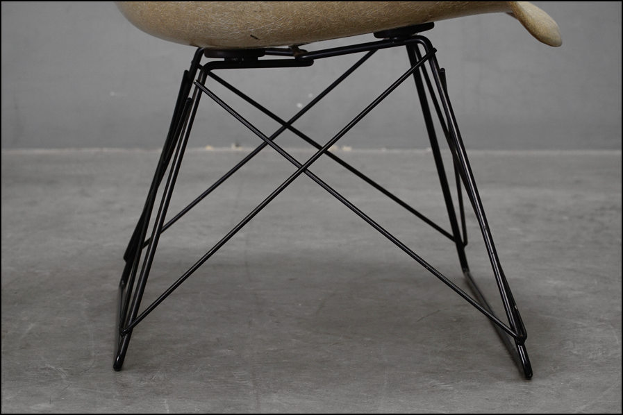 1st Zenith ゼニス HermanMiller(ハーマンミラー) アームシェルチェア