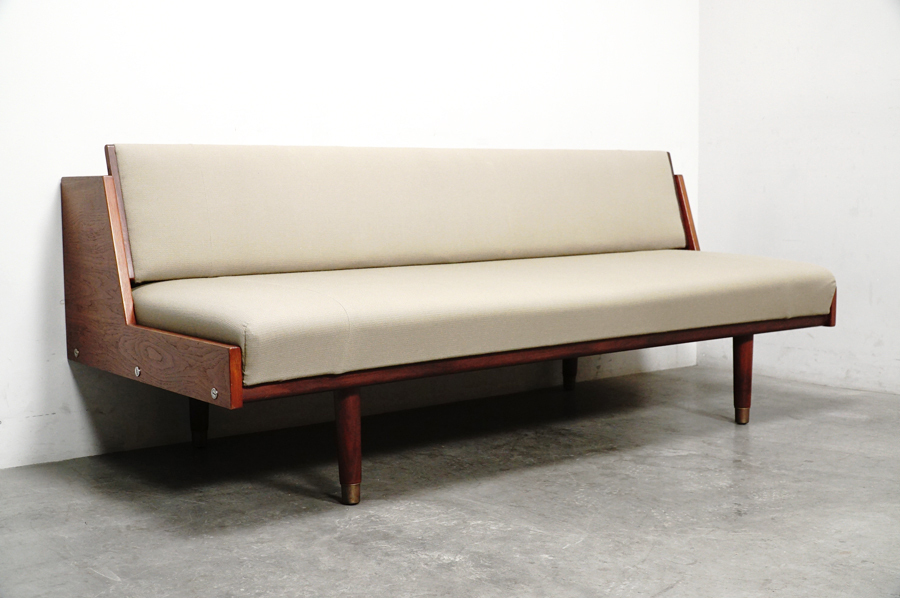 デザイナーズ家具の買取について GETAMA(ゲタマ) 「GE259 デイベッド