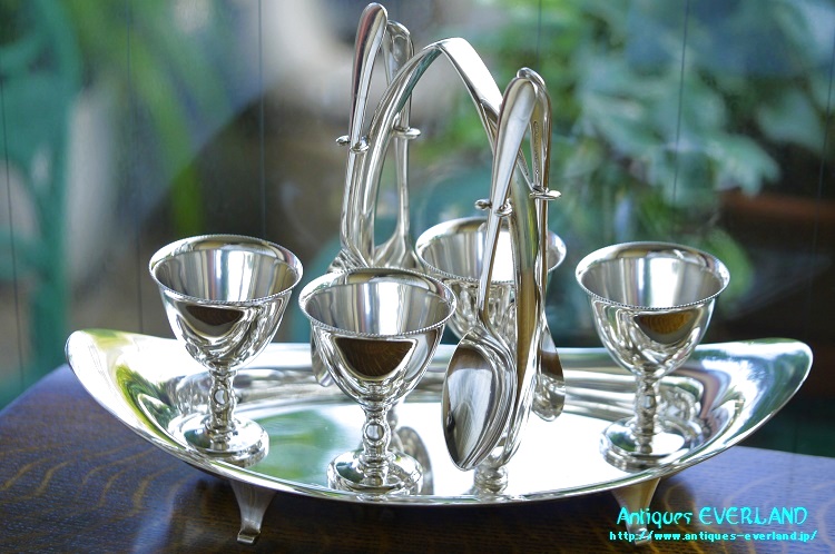 シルバー エッグスタンド スプーン付 4人用