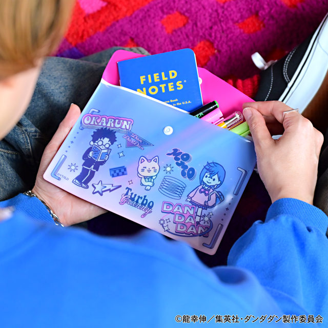 ダンダダン｜エンベロープケース（モモ・オカルン・ターボババア